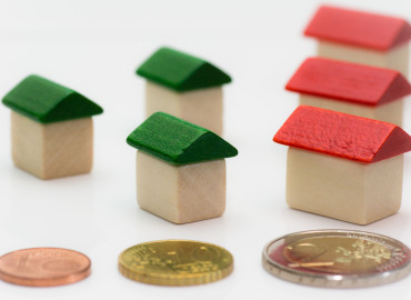 как оплатить задолженность по квартплате: все доступные способы - фото - 1